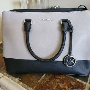 Michael Kors Savannah Color-block Large Saffiano Leather Satchel